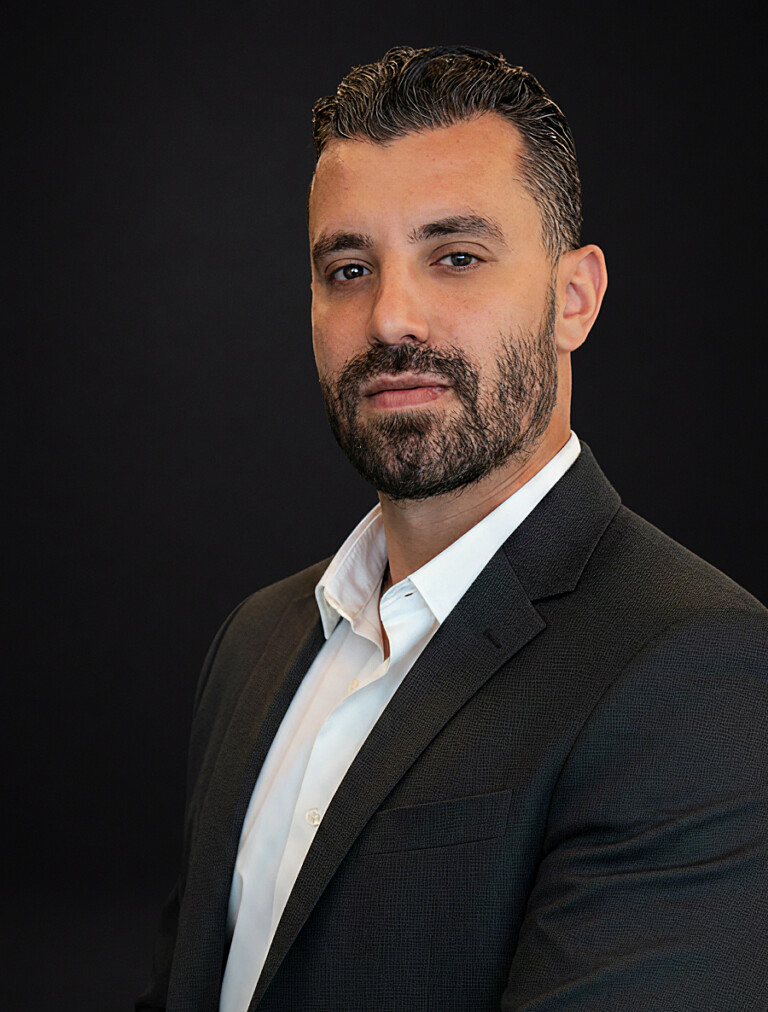 Porträt von Khattar, Aesthetify-Team