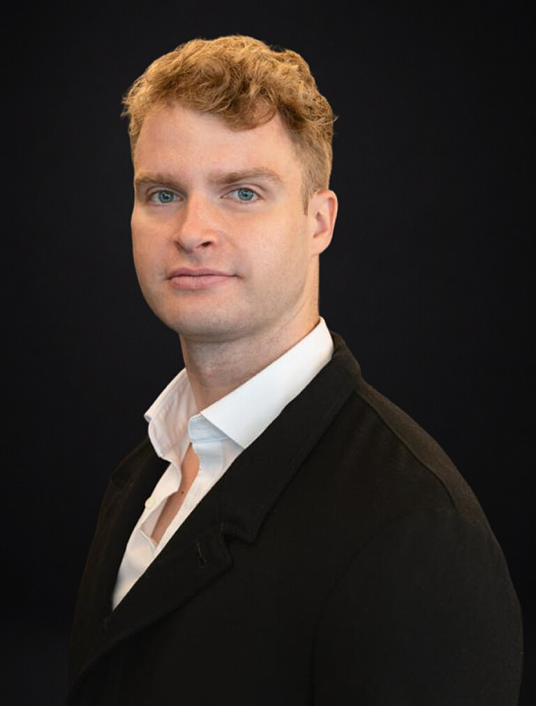 Porträt von Niks, Aesthetify-Team